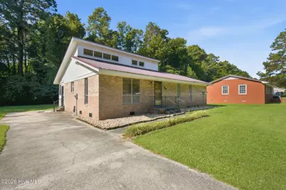 713 Pinewood Drive, Whiteville, NC 28472 - Photo 4