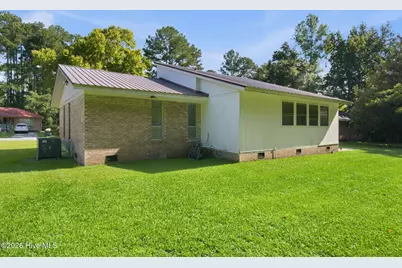 713 Pinewood Drive, Whiteville, NC 28472 - Photo 36
