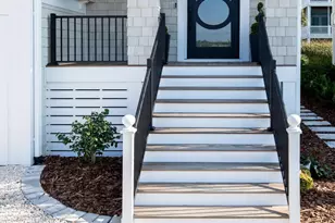 285 W 2nd St, Ocean Isle Beach, NC 28469 - Photo 2
