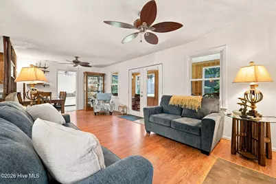 208 Dixon Circle, Washington, NC 27889 - Photo 4