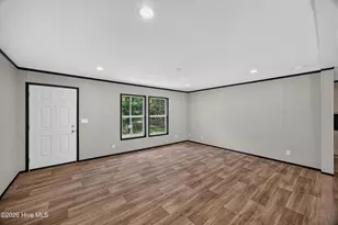 372 Mallard Roost Dr, Burgaw, NC 28425 - Photo 8