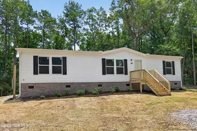 372 Mallard Roost Drive, Burgaw, NC 28425 - Photo 4