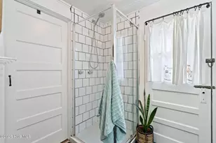 602 E Wilmington St, Burgaw, NC 28425 - Photo 26