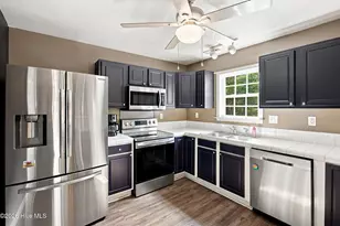 1805 W Oak Island Dr, Oak Island, NC 28465 - Photo 14