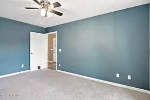 1805 W Oak Island Dr, Oak Island, NC 28465 - Photo 16