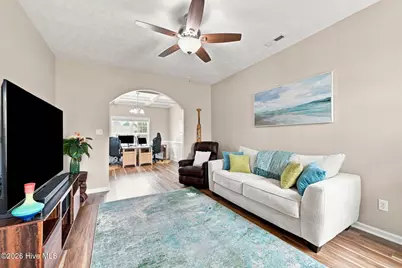 512 Louvre Lane, Jacksonville, NC 28546 - Photo 10