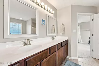 512 Louvre Lane, Jacksonville, NC 28546 - Photo 26