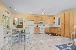 412 Wild Cherry Ln, Emerald Isle, NC 28594 - Photo 6