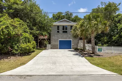 412 Wild Cherry Lane, Emerald Isle, NC 28594 - Photo 2