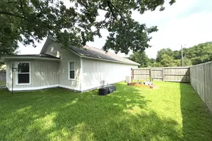 633 Foxfire Cir, Jacksonville, NC 28546 - Photo 46