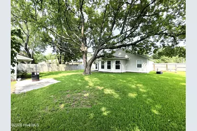 633 Foxfire Circle, Jacksonville, NC 28546 - Photo 44