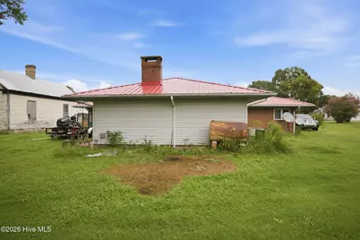 208 N West Avenue, Oak City, NC 27857 - Photo 18
