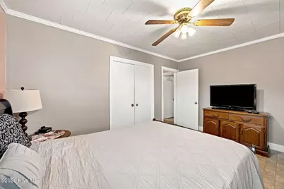 208 N West Avenue, Oak City, NC 27857 - Photo 46