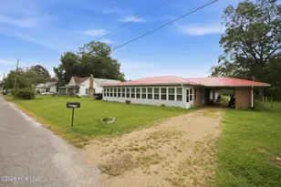208 N West Ave, Oak City, NC 27857 - Photo 2