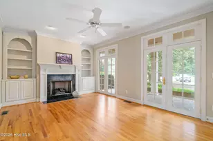 148 E Grandiflora Dr, Wallace, NC 28466 - Photo 4