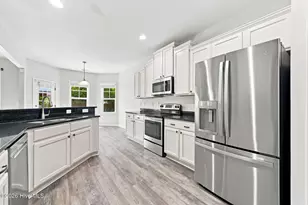 304 Plymouth Ln, Holly Ridge, NC 28445 - Photo 18