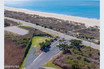 102 Oceangreens Lane, Oak Island, NC 28465 - Photo 4