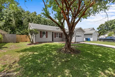 3104 Belmont Court, Jacksonville, NC 28546 - Photo 2