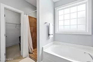 100 Hickory Cir, Hampstead, NC 28443 - Photo 16