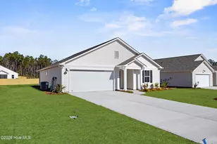 921 Parkway Dr, Boiling Spring Lakes, NC 28461 - Photo 2