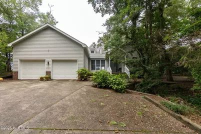 270 Oakleaf Drive, Pine Knoll Shores, NC 28512 - Photo 2