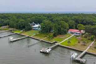 270 Oakleaf Dr, Pine Knoll Shores, NC 28512 - Photo 36