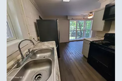 425 Colonial Landing Road SE, Bolivia, NC 28422 - Photo 10