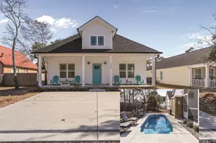 134 NE 5th St, Oak Island, NC 28465 - Photo 1