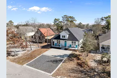 134 NE 5th Street, Oak Island, NC 28465 - Photo 32