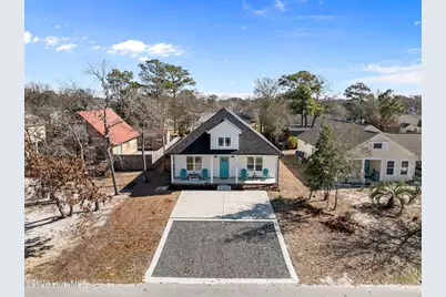 134 NE 5th Street, Oak Island, NC 28465 - Photo 28
