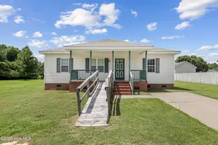 1303 Franklin Ct, Goldsboro, NC 27530 - Photo 2
