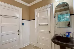 318 W Church St, Williamston, NC 27892 - Photo 48