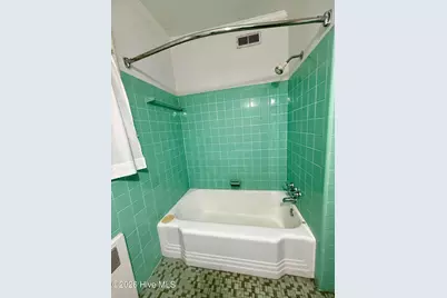 318 W Church Street, Williamston, NC 27892 - Photo 36