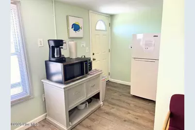 616 Carolina Beach Avenue S, Carolina Beach, NC 28428 - Photo 16