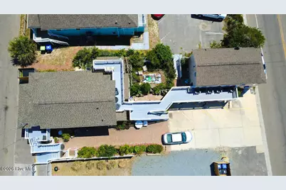 616 Carolina Beach Avenue S, Carolina Beach, NC 28428 - Photo 6