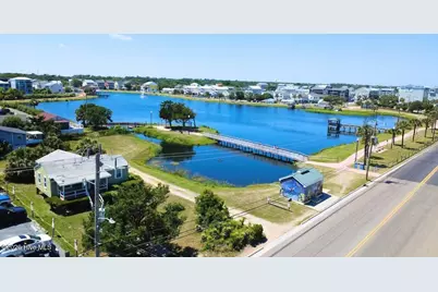 616 Carolina Beach Avenue S, Carolina Beach, NC 28428 - Photo 8