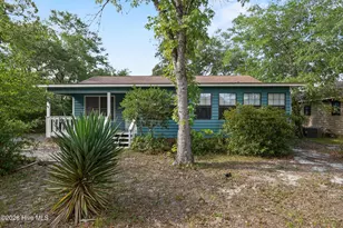 603 E Oak Island Dr, Oak Island, NC 28465 - Photo 4
