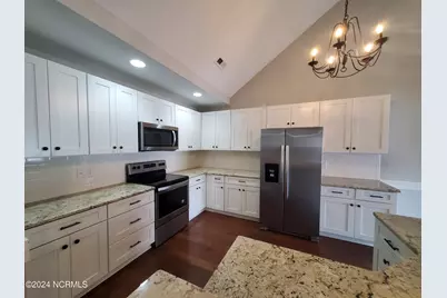1208 Brighton Drive, Winterville, NC 28590 - Photo 4