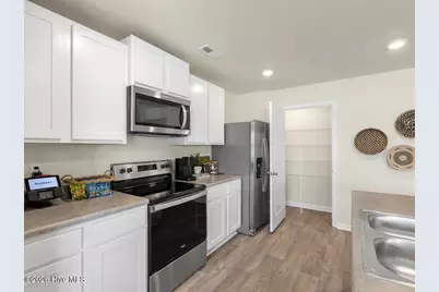 4321 Rough Stalk Lane #Lot 298, Castle Hayne, NC 28429 - Photo 4