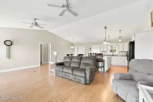 115 Jennifer Dr, Harkers Island, NC 28531 - Photo 24