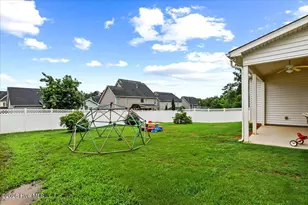 324 Lynshire Ave, Clayton, NC 27527 - Photo 6