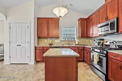 324 Lynshire Avenue, Clayton, NC 27527 - Photo 16