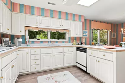 286 Oakleaf Drive, Pine Knoll Shores, NC 28512 - Photo 38