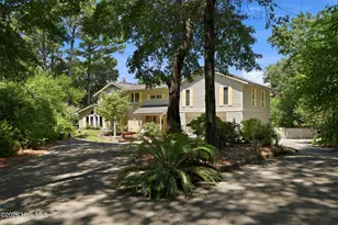 286 Oakleaf Dr, Pine Knoll Shores, NC 28512 - Photo 18