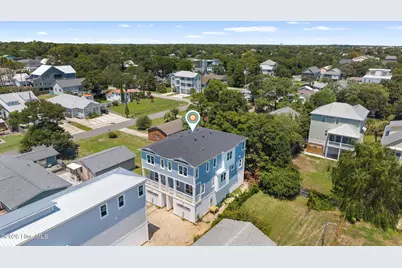 314 Spartanburg Avenue #3, Carolina Beach, NC 28428 - Photo 2