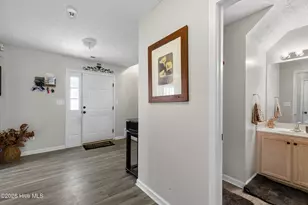 305 Providence Dr, Jacksonville, NC 28546 - Photo 6