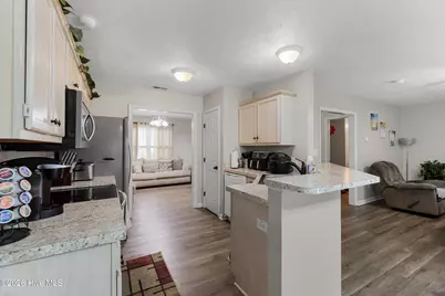 305 Providence Drive, Jacksonville, NC 28546 - Photo 14