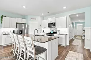 2521 Sandy Banks Ln, Wilmington, NC 28401 - Photo 6