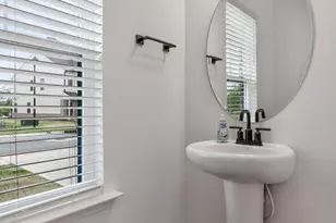 38 N District Ave, Clayton, NC 27527 - Photo 18