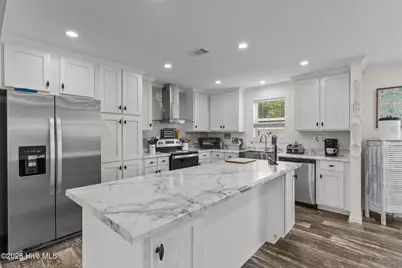 2192 W Tanglewood Drive SW, Supply, NC 28462 - Photo 10